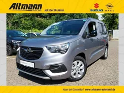 Quarz silber/kontrast grau Gebraucht 2023 Opel Combo-e Life Ultimate Van / Kleinbus | 28.970 € (Fairer Preis)