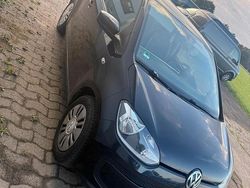 Gebraucht 2011 VW up! Kleinwagen | 1.700 € (Teuer)