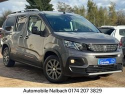 Grau Gebraucht 2019 Peugeot Rifter GT-line Van / Kleinbus | 14.990 € (Fairer Preis)