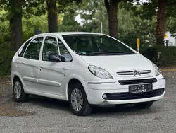 Weiß Gebraucht 2008 Citroën Xsara Picasso Style Van / Kleinbus | 2.499 € (Fairer Preis)
