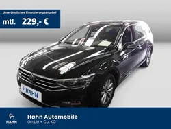 Deep black perleffekt Gebraucht 2023 VW Passat Business Kombi | 27.430 € (Fairer Preis)