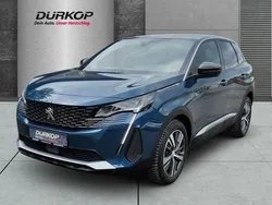 Blau Gebraucht 2023 Peugeot 3008 Allure SUV | 26.950 € (Etwas zu teuer)