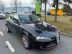 Schwarz Gebraucht 2010 Alfa Romeo 147 Kleinwagen | 1.500 € (Guter Preis)