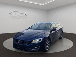 Blau Gebraucht 2015 Volvo V60 Ocean Race Kombi | 17.900 € (Teuer)