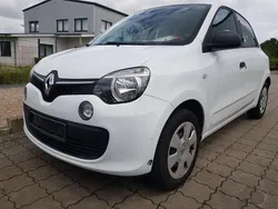 Weiß Gebraucht 2017 Renault Twingo Life Kleinwagen | 3.500 € (Guter Preis)