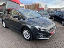 Grün Gebraucht 2016 Ford S-MAX S Van / Kleinbus | 13.890 € (Superpreis)