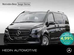 Schwarz Gebraucht 2024 Mercedes V220 Style Van / Kleinbus | 58.905 € (Teuer)
