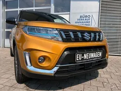 Solar yellow pearl/dach schwar Gebraucht 2022 Suzuki Vitara SUV | 22.990 € (Fairer Preis)