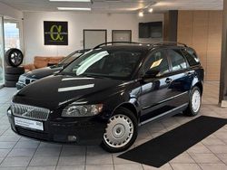 Schwarz Gebraucht 2005 Volvo V50 Momentum Kombi | 6.950 €