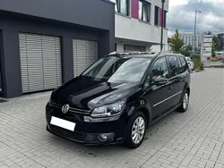 Schwarz Gebraucht 2011 VW Touran Highline Van / Kleinbus | 4.000 € (Guter Preis)