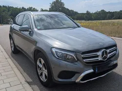 Grau Gebraucht 2017 Mercedes GLC250 Exclusive SUV | 27.450 € (Fairer Preis)