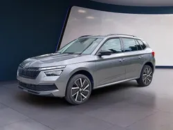 Graphitegrau metallic Gebraucht 2024 Skoda Kamiq Style SUV | 20.990 € (Fairer Preis)