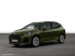 Grün Gebraucht 2024 BMW 220 Active Tourer Van / Kleinbus | 41.315 €