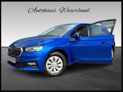 Blau Gebraucht 2024 Skoda Fabia Selection Kleinwagen | 17.290 € (Guter Preis)