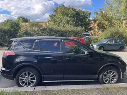 Schwarz Gebraucht 2017 Toyota RAV4 Hybrid SUV | 16.990 € (Teuer)