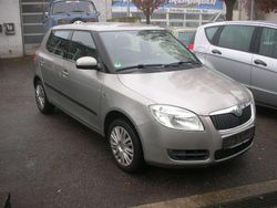 Silber Gebraucht 2007 Skoda Fabia Kleinwagen | 2.999 € (Fairer Preis)