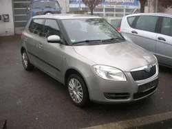 Silber Gebraucht 2007 Skoda Fabia Kleinwagen | 3.400 € (Fairer Preis)