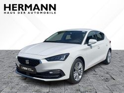 Weiß Gebraucht 2021 Seat Leon XCELLENCE Limousine | 19.411 € (Fairer Preis)