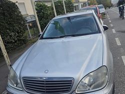 Silber Gebraucht 2001 Mercedes S320 Limousine | 1.500 €