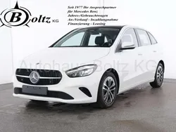 Polarweiß Gebraucht 2024 Mercedes B180 Van / Kleinbus | 33.800 € (Fairer Preis)