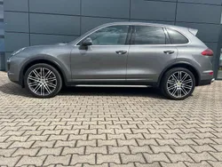 Silber Gebraucht 2016 Porsche Cayenne S SUV | 36.800 € (Fairer Preis)