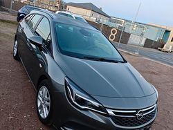Grau Gebraucht 2018 Opel Astra Edition Kombi | 4.999 € (Fairer Preis)