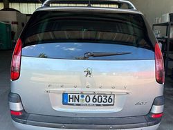 Grau Gebraucht 2004 Peugeot 807 Family Van / Kleinbus | 2.300 € (Etwas zu teuer)
