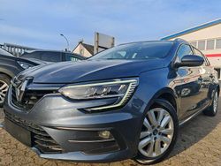 Grau Gebraucht 2022 Renault Megane E-Tech Limousine | 12.971 € (Superpreis)