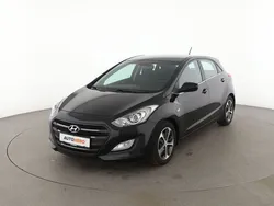 Schwarz Gebraucht 2016 Hyundai i30 Trend Limousine | 11.490 € (Etwas zu teuer)
