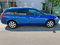Blau Gebraucht 2009 Renault Mégane III Kombi | 1.300 € (Guter Preis)