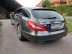 Grau Gebraucht 2013 Mercedes CLS350 Shooting Brake Kombi | 17.300 € (Fairer Preis)