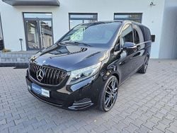 Schwarz Gebraucht 2016 Mercedes V220 Edition Van / Kleinbus | 38.790 € (Etwas zu teuer)