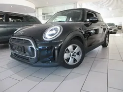 Schwarz Gebraucht 2022 Mini Cooper Essential Kleinwagen | 18.980 € (Fairer Preis)