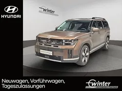 Braun Neu 2025 Hyundai Santa Fe Signature SUV | 76.100 €