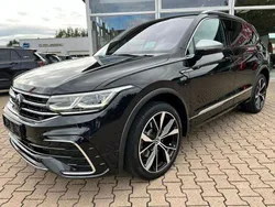 Schwarz Gebraucht 2022 VW Tiguan Allspace R-line SUV | 37.990 € (Fairer Preis)