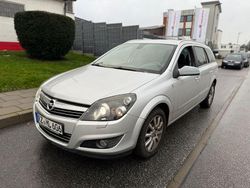 Silber Gebraucht 2008 Opel Astra Limousine | 2.999 € (Fairer Preis)