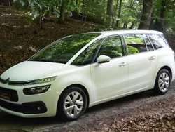 Weiß Gebraucht 2020 Citroën Grand C4 Picasso Live Van / Kleinbus | 16.500 € (Fairer Preis)