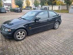 Schwarz Gebraucht 2002 BMW 316 Coupé | 900 € (Superpreis)
