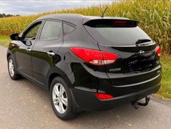 Schwarz Gebraucht 2012 Hyundai ix35 SUV | 9.150 € (Fairer Preis)