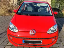 Rot Gebraucht 2016 VW up! move up! Kleinwagen | 8.400 € (Guter Preis)