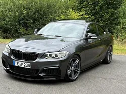 Grau Gebraucht 2016 BMW M235 Comfort Edition Coupé | 25.999 € (Superpreis)