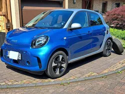 Blau Gebraucht 2020 Smart ForFour Electric Drive Limousine | 7.999 € (Guter Preis)
