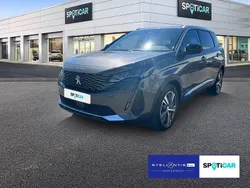 Grau Gebraucht 2023 Peugeot 5008 Allure Van / Kleinbus | 27.875 € (Guter Preis)