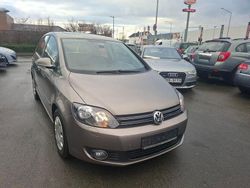 Braun Gebraucht 2009 VW Golf VI Comfortline Kleinwagen | 5.999 € (Guter Preis)