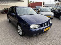 Blau Gebraucht 2003 VW Golf IV | 540 € (Superpreis)