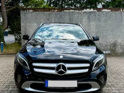 Schwarz Gebraucht 2014 Mercedes GLA200 SUV | 16.499 € (Etwas zu teuer)
