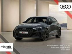 Grün Neu 2025 Audi RS3 Sport Limousine | 66.000 € (Superpreis)