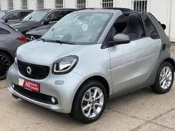 Grau Gebraucht 2018 Smart ForTwo Cabrio Cabrio | 15.599 € (Guter Preis)