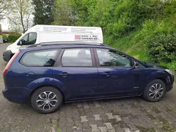 Blau Gebraucht 2011 Ford Focus Kombi | 2.900 € (Superpreis)