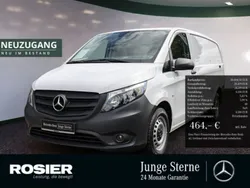 Weiss / arktikweiss Gebraucht 2022 Mercedes Vito Van / Kleinbus | 30.405 € (Fairer Preis)